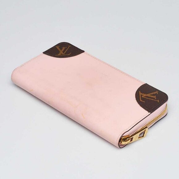 Louis Vuitton Rose Ballerine Vernis Leather Monogram Venice Zippy Wallet - Picture 2 of 8